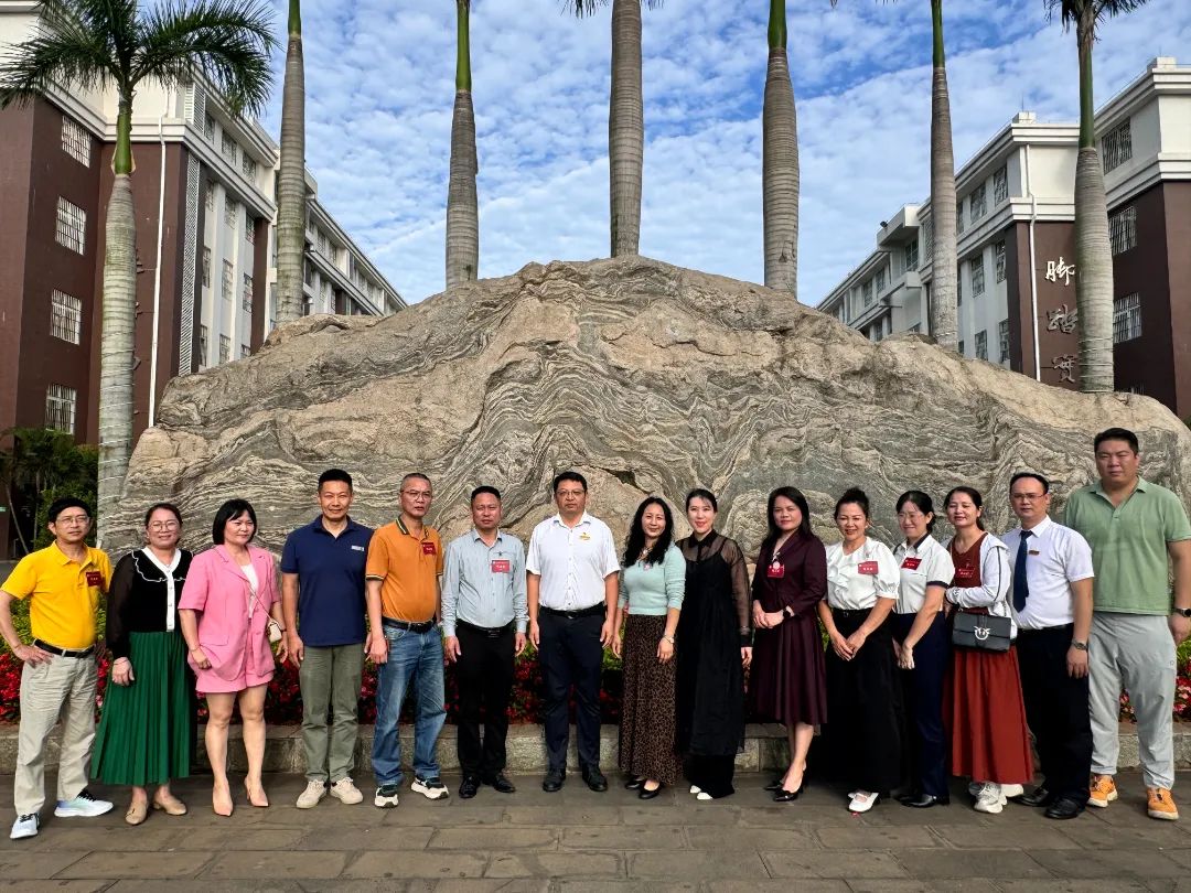 家校共育  幸福同行|?？谏礁咧袑W(xué)舉行新一屆家委會(huì)成立儀式-圖片3