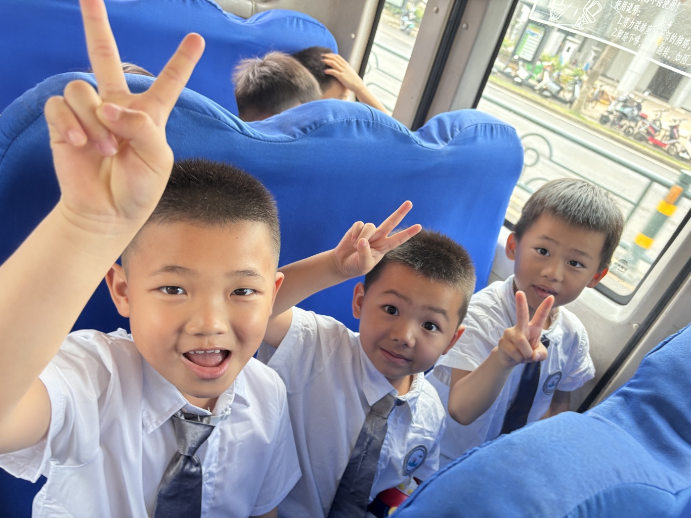 春日探”學(xué) “，”幼“見美好——?？谑徐`山鎮(zhèn)中心幼兒園南田山高分園幼小銜接活動(dòng)-圖片1