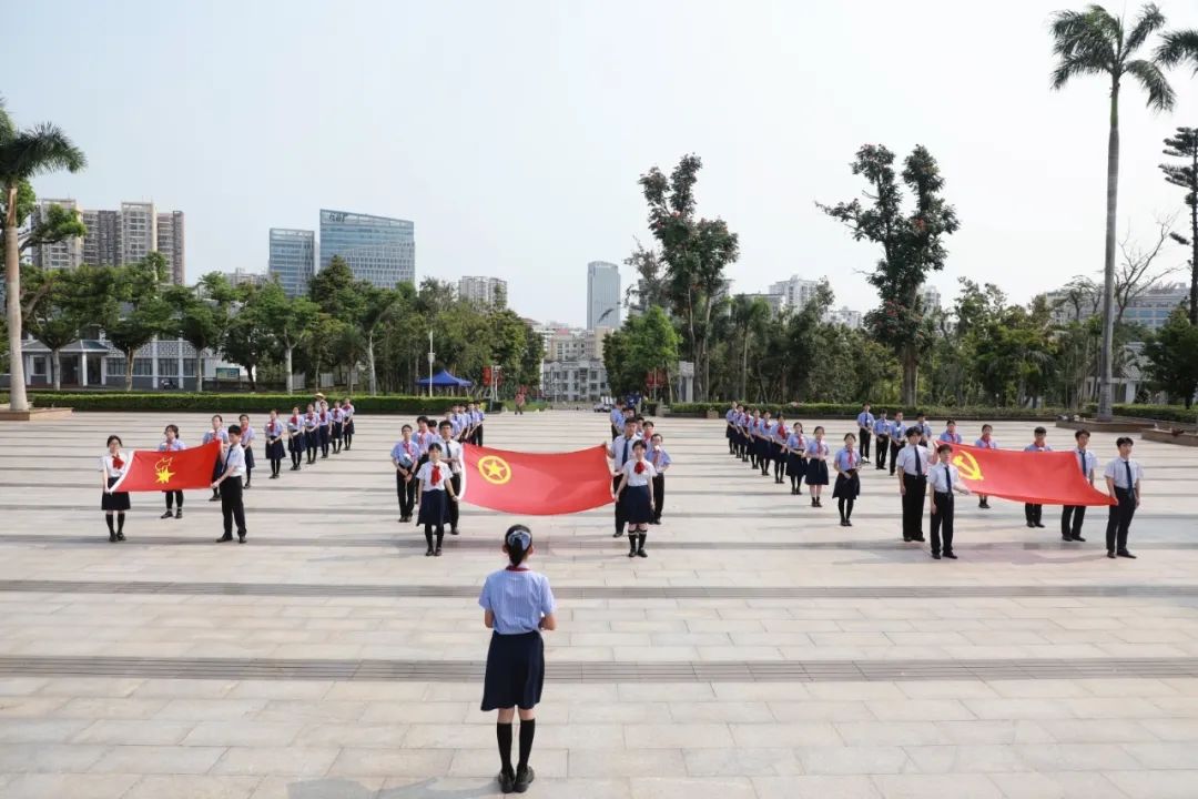 緬懷英烈承遺志 青春逐夢正當時 | ?？谏礁咧袑W清明祭英烈活動紀實-圖片1