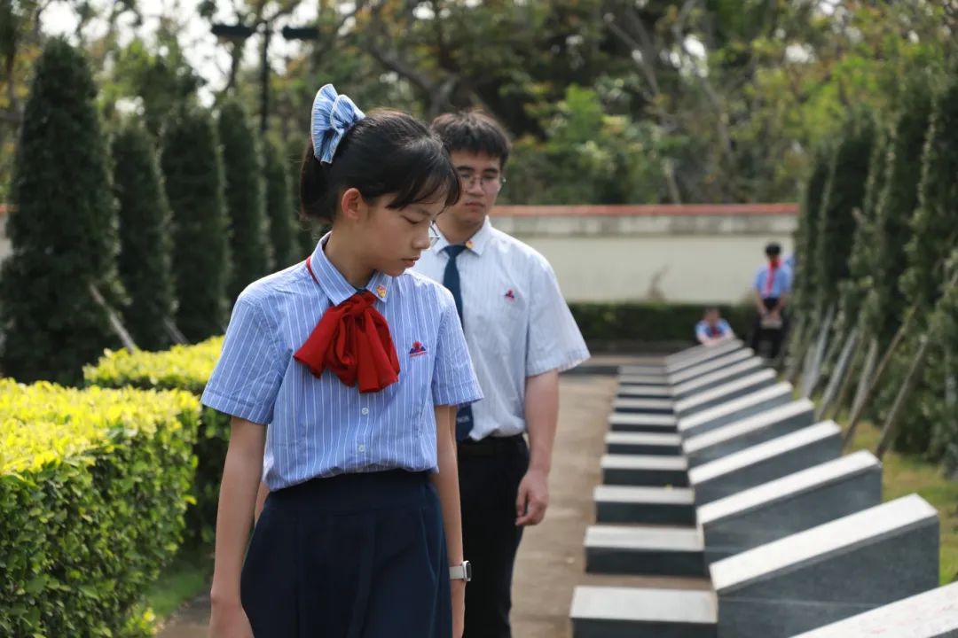 緬懷英烈承遺志 青春逐夢正當時 | 海口山高中學清明祭英烈活動紀實-圖片3