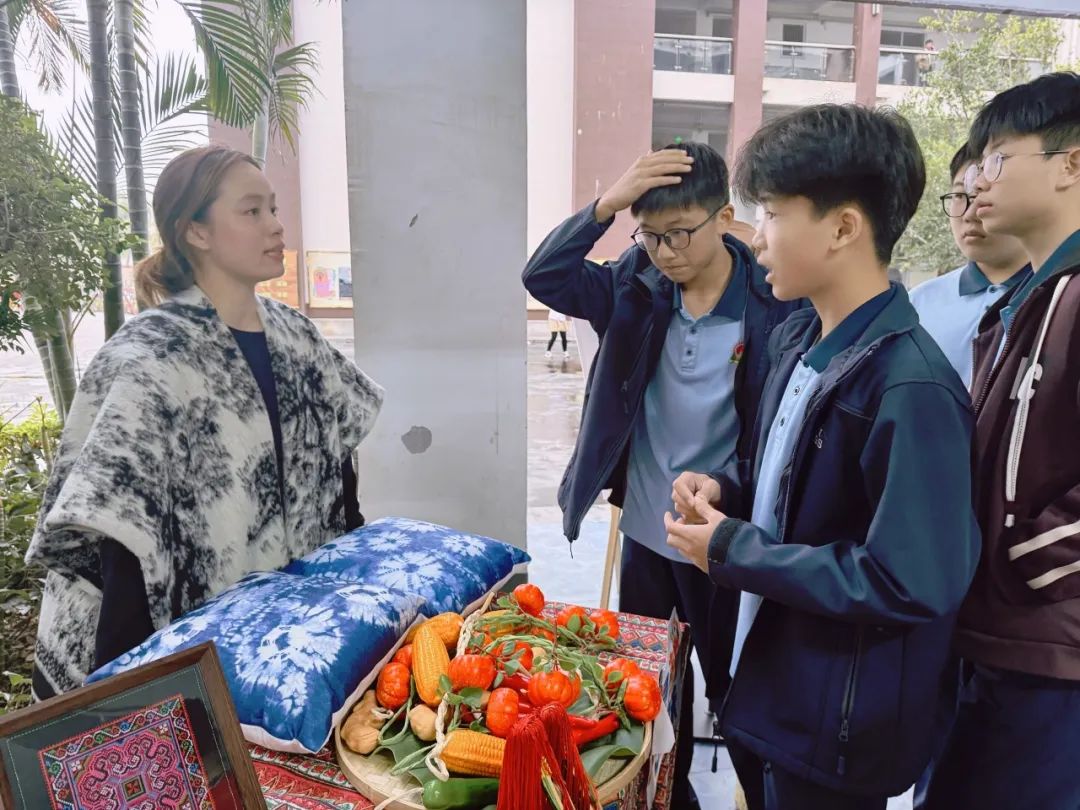 非遺魅力閃耀校園——?？谏礁咧袑W(xué)慶“三月三”藝術(shù)展圓滿收官-圖片3