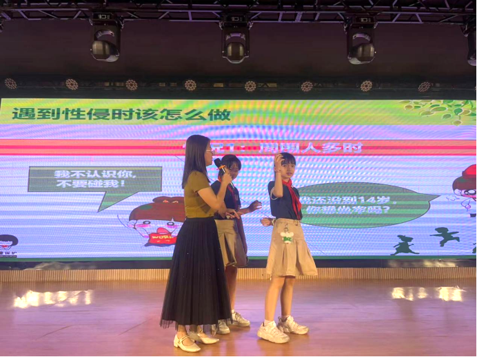 守護(hù)花開 讓愛“童”行  –定安縣山高學(xué)?！皟和Ｗo(hù)”安全教育活動(dòng)-圖片9