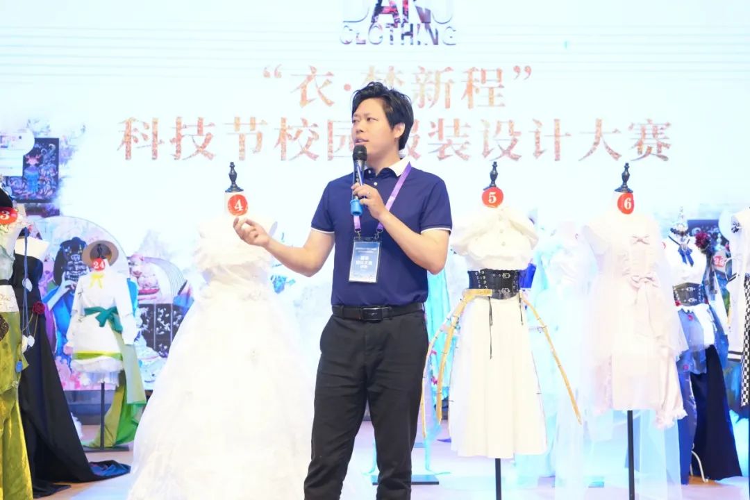 青春創(chuàng)意點(diǎn)亮?xí)r尚舞臺(tái)——?？谏礁咧袑W(xué)2025校園服裝設(shè)計(jì)大賽圓滿落幕-圖片6