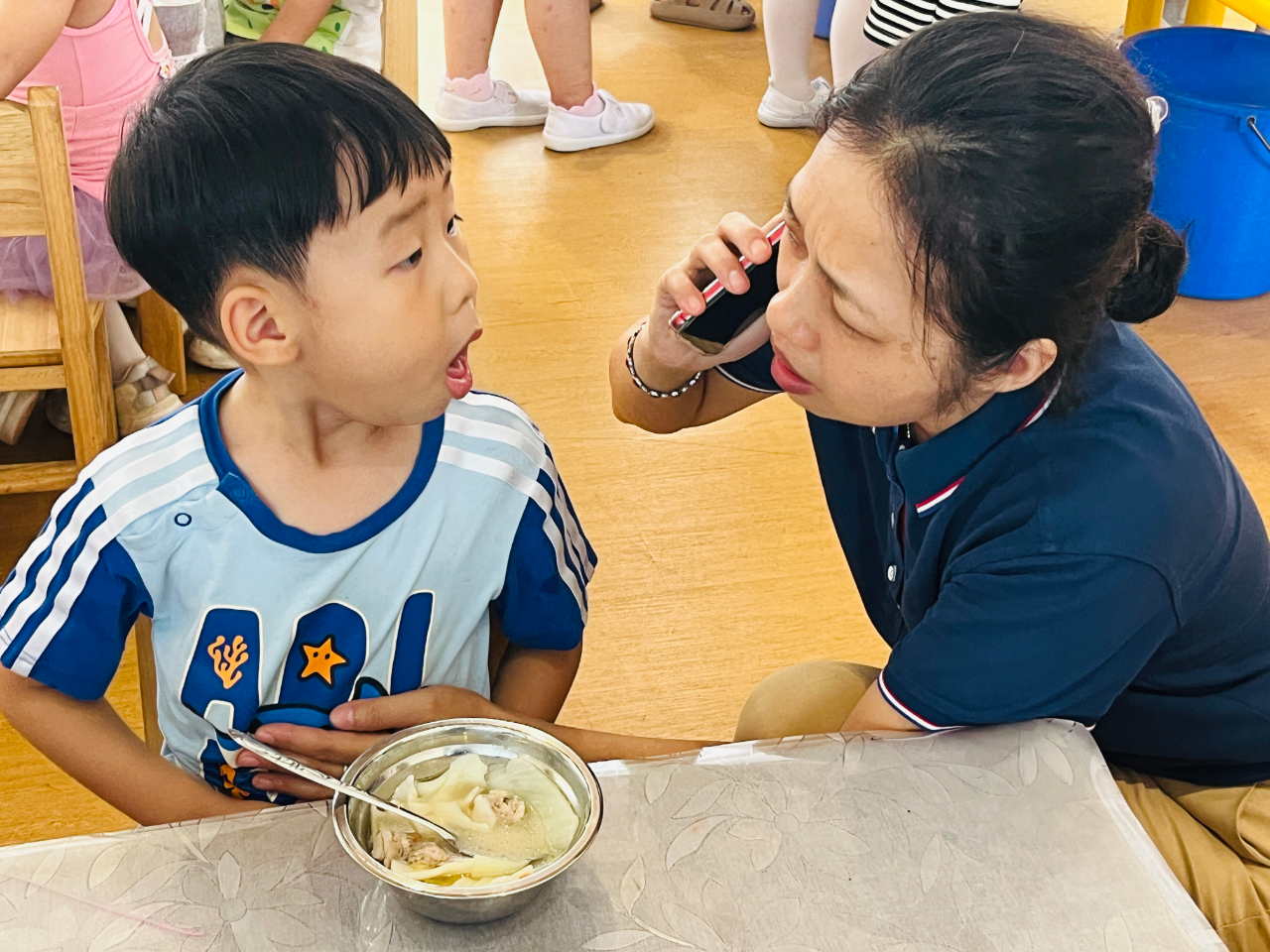 “食”刻預(yù)防，安全相伴——?？谑猩礁哂變簣@食物中毒應(yīng)急處置演練活動-圖片24