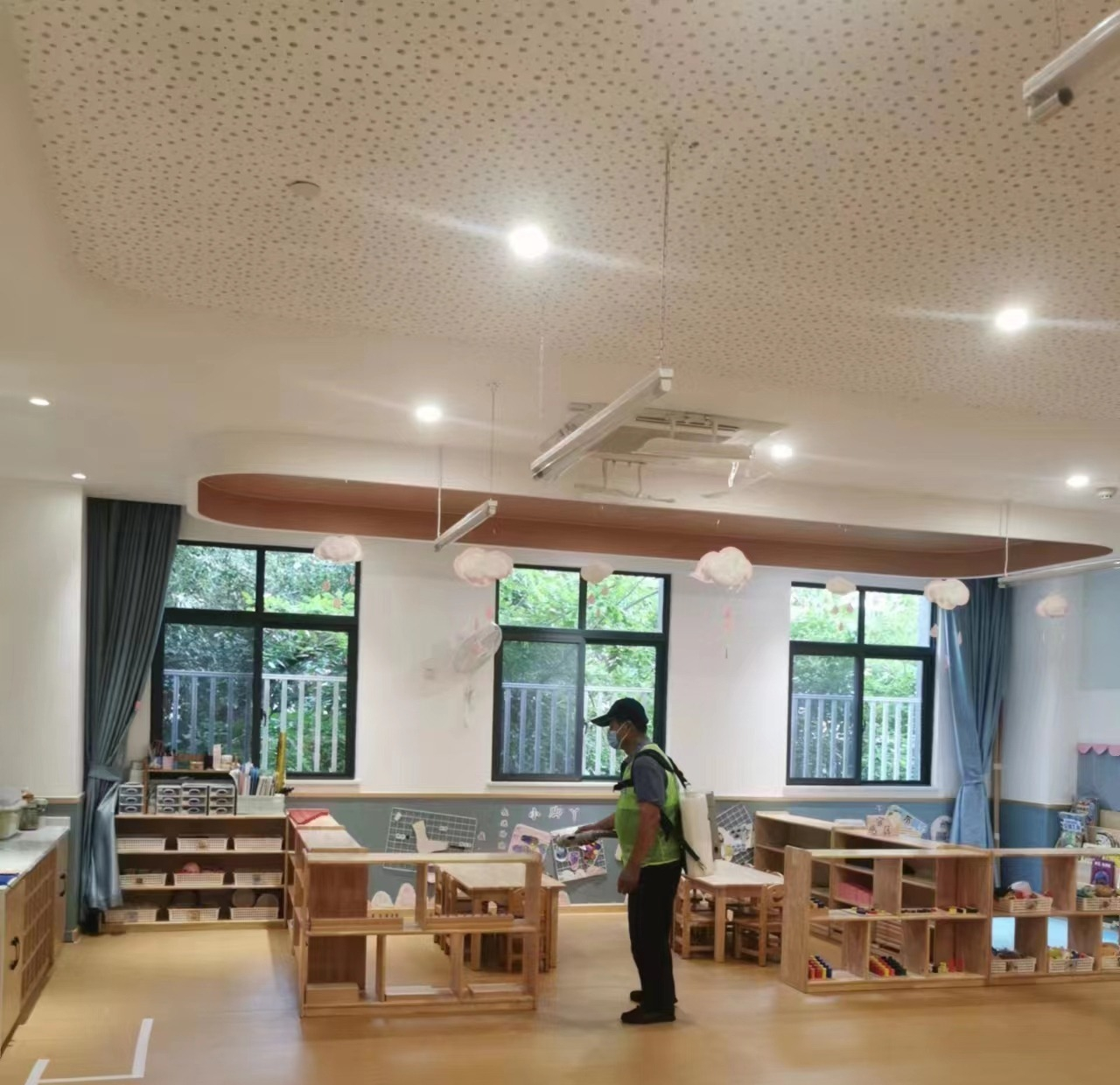 遠離登革熱，我們在行動！——?？谑猩礁哂變簣@開展預(yù)防登革熱愛國衛(wèi)生運動行動-圖片14