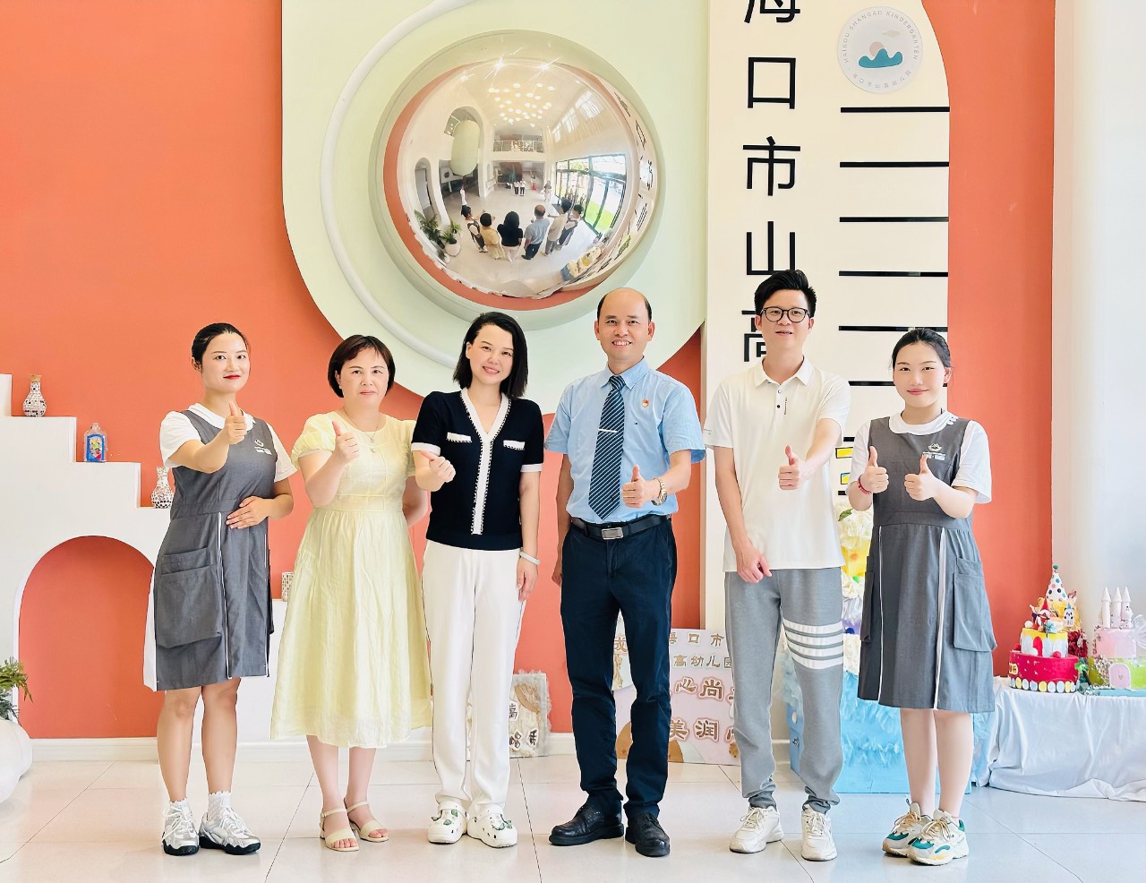 醫(yī)育融合·共筑健康成長路——?？谑猩礁哂變簣@聯(lián)合?？谑械谒娜嗣襻t(yī)院開展醫(yī)育融合健康講座-圖片32