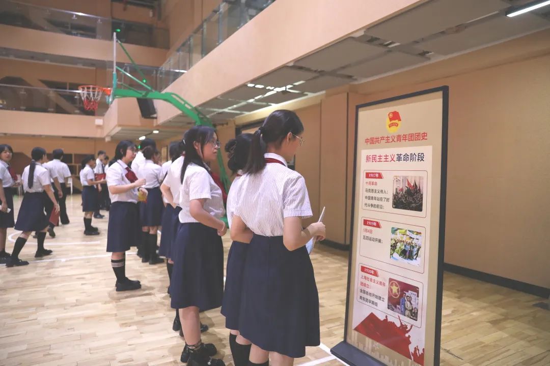 五四精神啟新篇，青春逐夢向未來——海口山高中學(xué)2025年離隊入團儀式順利舉行-圖片3