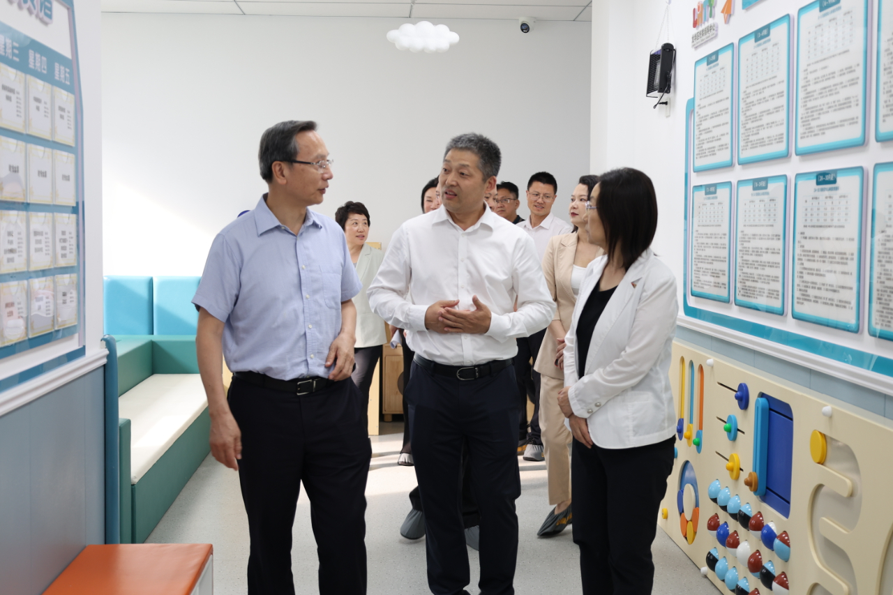 共筑托育夢(mèng) 助力向前行——省人大常委會(huì)領(lǐng)導(dǎo)蒞臨龍華區(qū)托育指導(dǎo)中心開展調(diào)研工作-圖片10