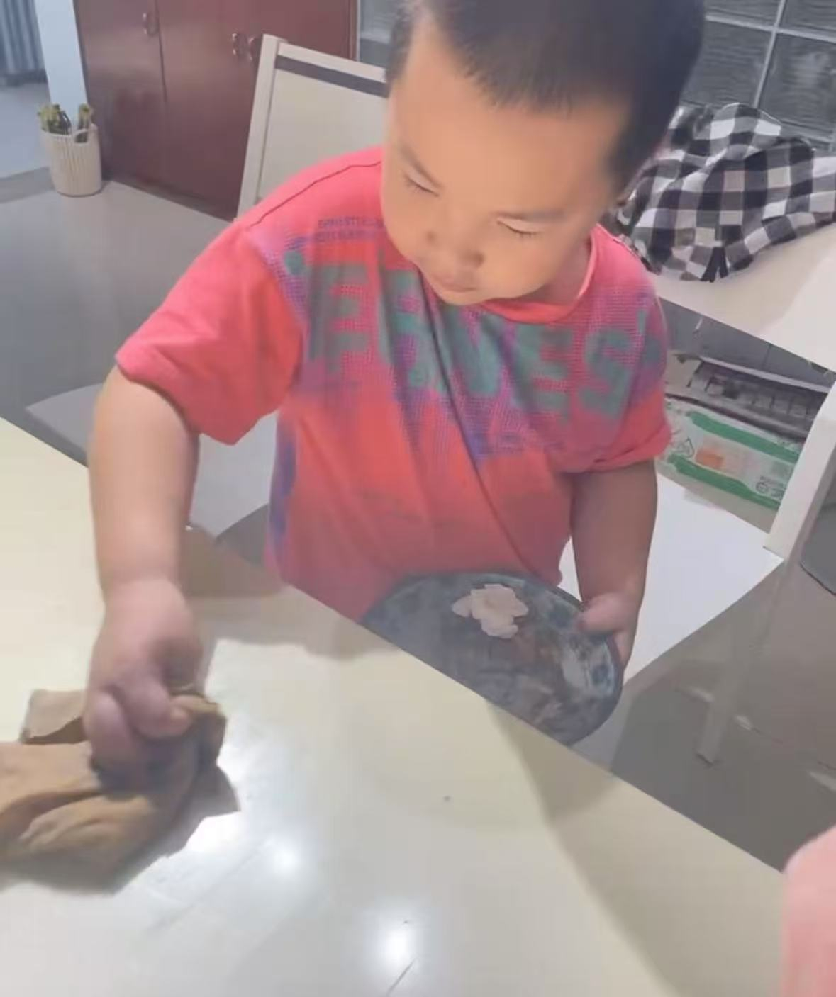 童心表愛意，感恩母親節(jié)——?？谑猩礁哂變簣@2025年母親節(jié)系列活動-圖片106