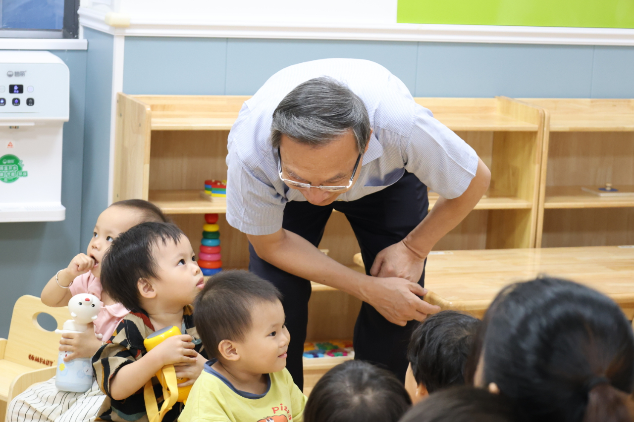 共筑托育夢(mèng) 助力向前行——省人大常委會(huì)領(lǐng)導(dǎo)蒞臨龍華區(qū)托育指導(dǎo)中心開展調(diào)研工作-圖片18