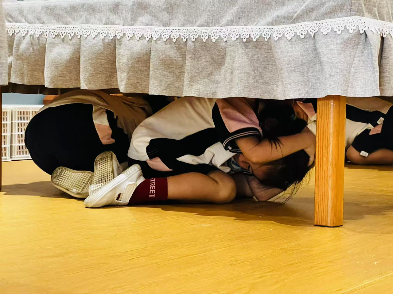 人人講安全 個個會應(yīng)急——?？谑猩礁哂變簣@2025年防震減災(zāi)演練活動-圖片26