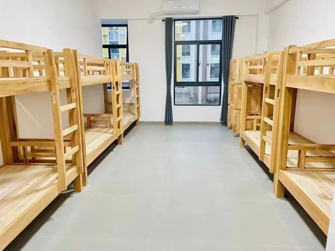 聚焦！定安縣山高高級(jí)實(shí)驗(yàn)中學(xué)新生報(bào)名火熱進(jìn)行中！-圖片9