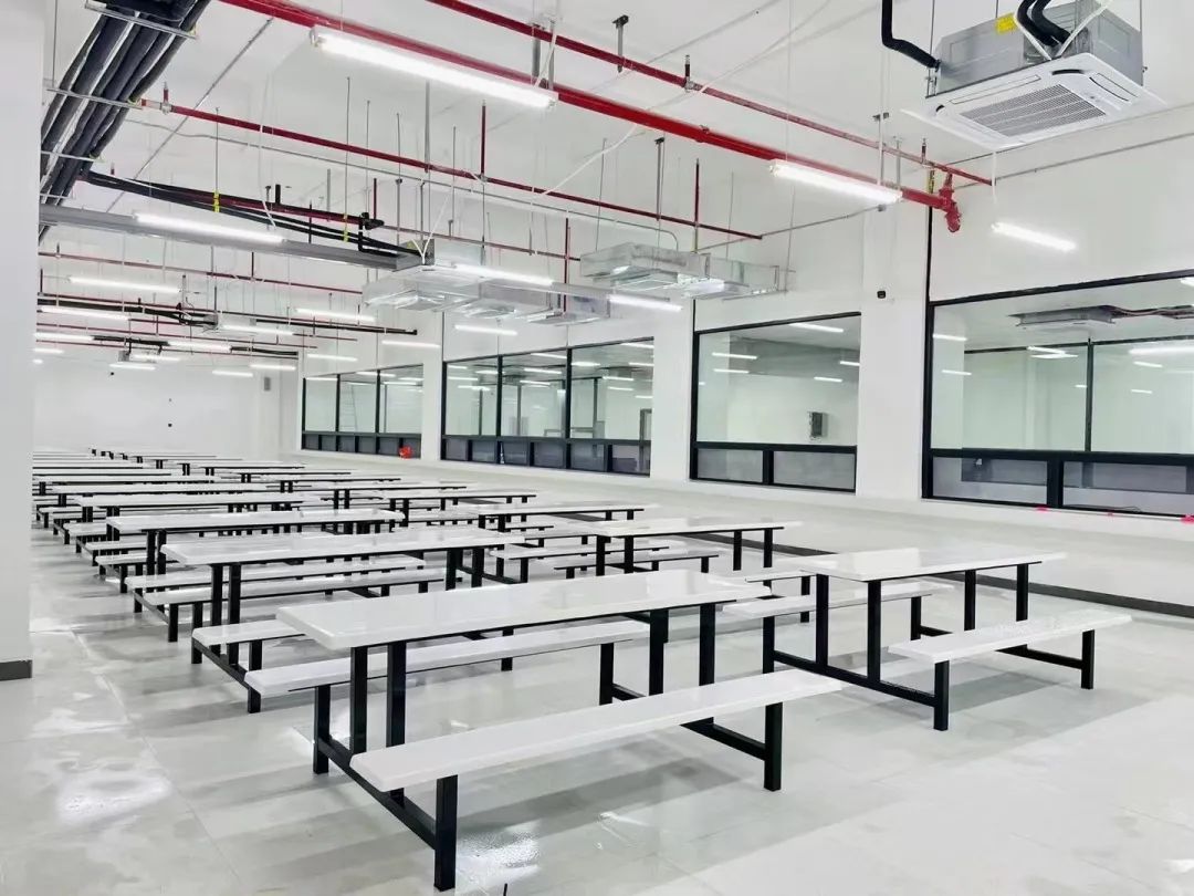 聚焦！定安縣山高高級(jí)實(shí)驗(yàn)中學(xué)新生報(bào)名火熱進(jìn)行中！-圖片8