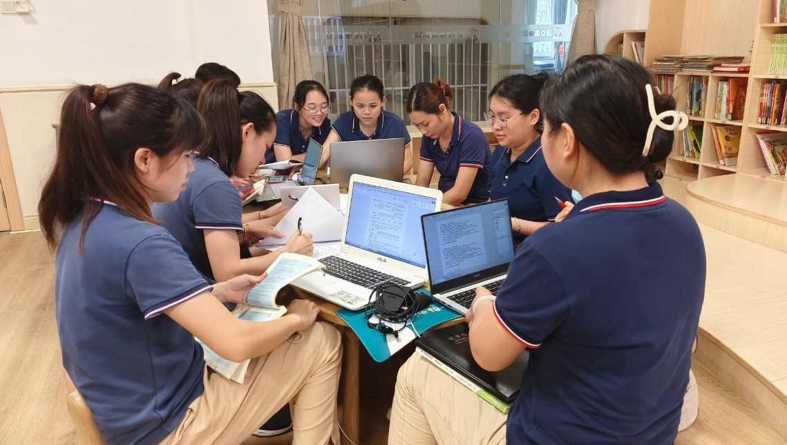 學(xué)前有法 善育有規(guī)——?？谑猩礁哂變簣@2025年學(xué)前教育宣傳月啟動儀式暨《學(xué)前教育法》專題學(xué)習(xí)活動-圖片23