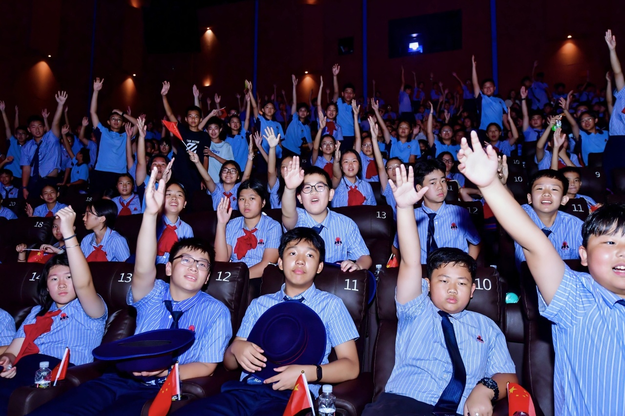 銘記歷史傷痛，傳承愛國薪火！我校組織七年級(jí)學(xué)子觀看愛國主義電影《731》-圖片4